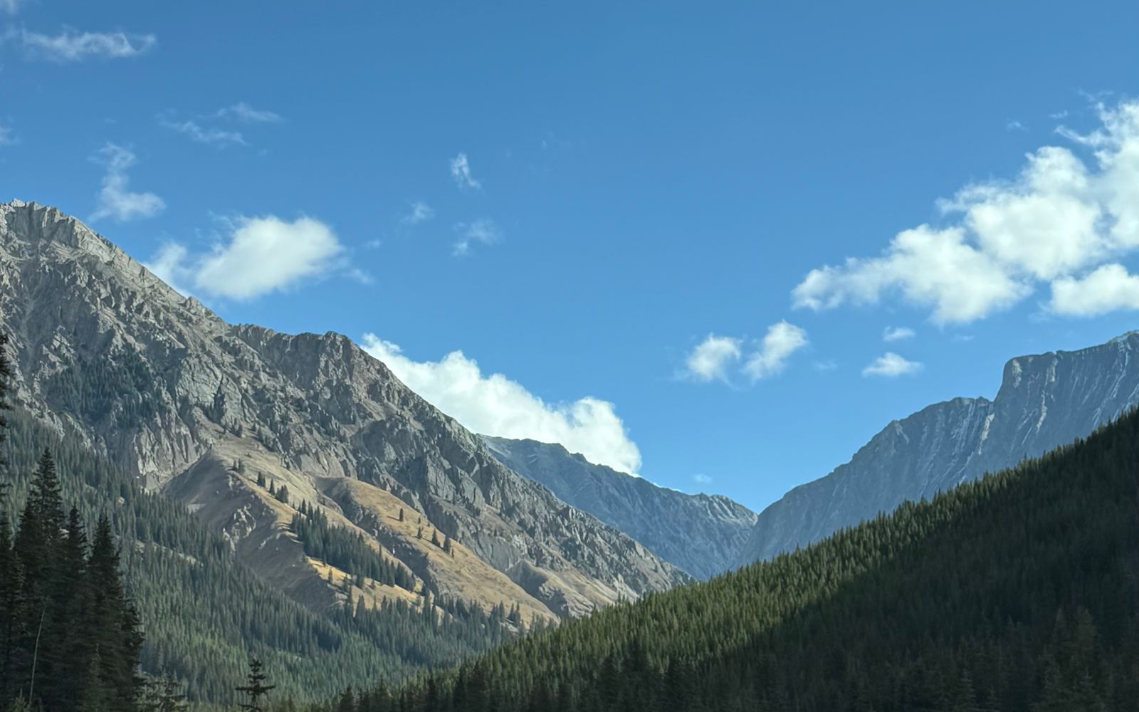 A scenic mountain highway near Billings, Montana