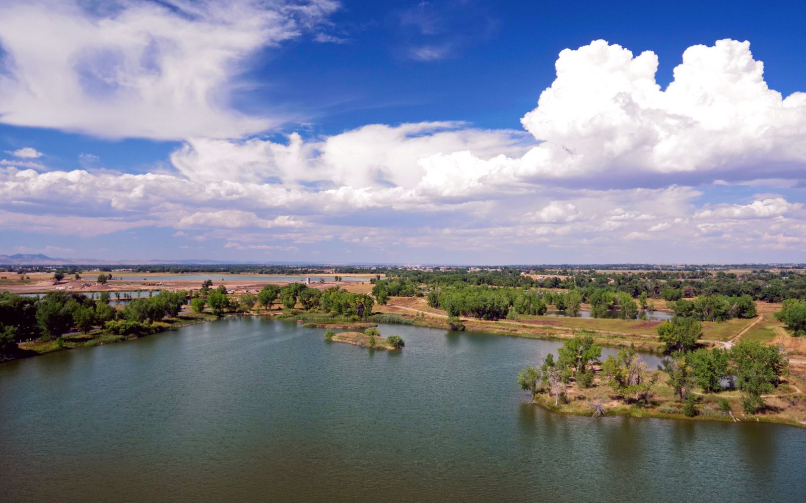 A lake and greenery near Fort Collins, Colorado