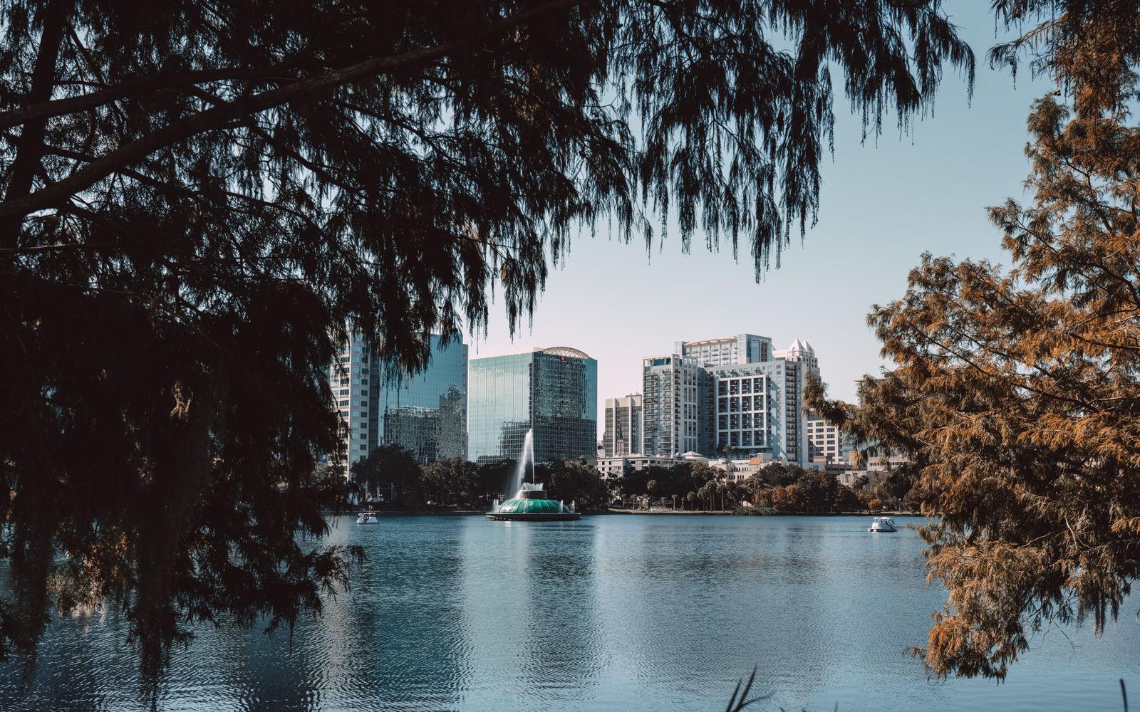 The Orlando skyline at Lake Eola, Florida